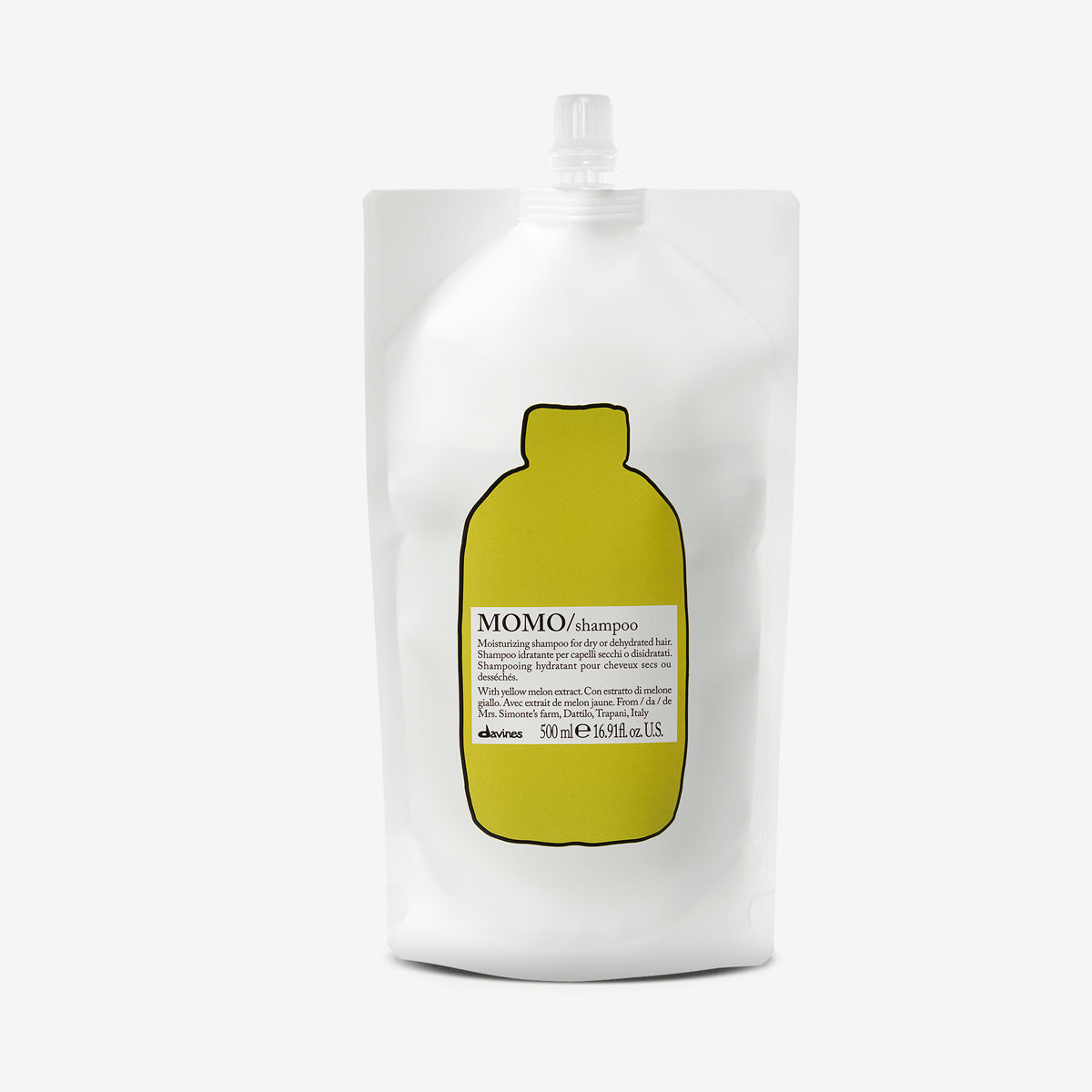 Recharge de 500 ml du shampoing hydratant Davines MOMO, en format poche, enrichie en extrait de melon jaune, idéale pour hydrater les cheveux secs ou déshydratés tout en réduisant les déchets plastiques