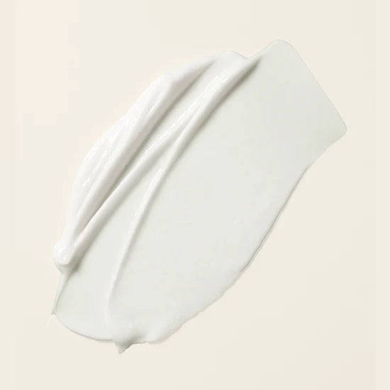Bouclème Curl Cleanser 300ml - Texture crémeuse et hydratante de la crème lavante non moussante pour cheveux bouclés. Formule nourrissante enrichie en ingrédients naturels pour des boucles définies et sans frisottis.