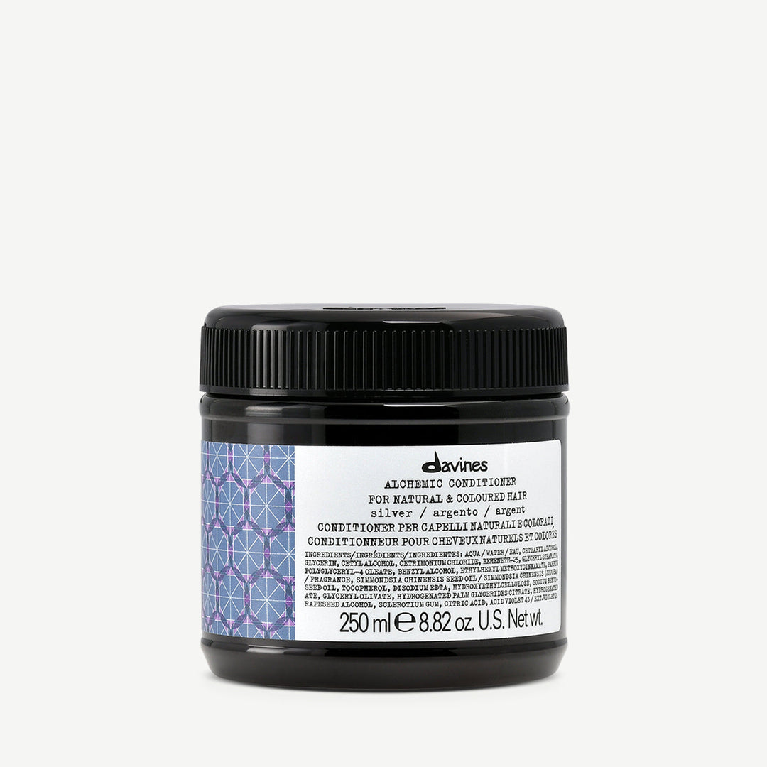 Conditionneur Alchemic Silver de Davines, pot de 250 ml pour cheveux naturels ou colorés aux reflets argentés ou blonds froids, nourrit, sublime et entretient la couleur
