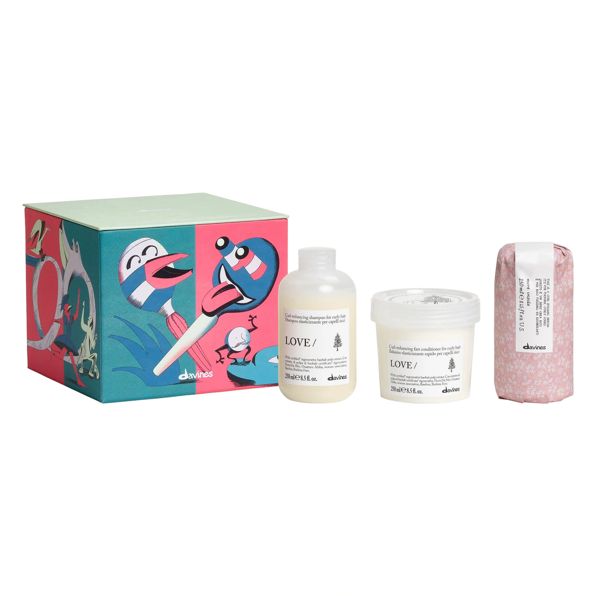 Coffret Davines LOVE CURL Noël 2026 avec LOVE CURL Shampoo 250 ml, LOVE CURL Conditioner 250 ml, This Is A Curl Building Serum 250 ml
