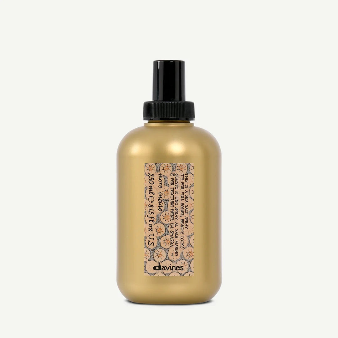 Flacon 250 ml Davines Sea Salt Spray – spray au sel marin pour volume et texture effet plage