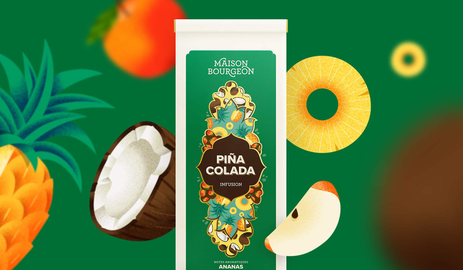 Paquet de thé infusion Maison Bourgeon Piña Colada avec des illustrations d'ananas, de noix de coco et de pommes en arrière-plan.