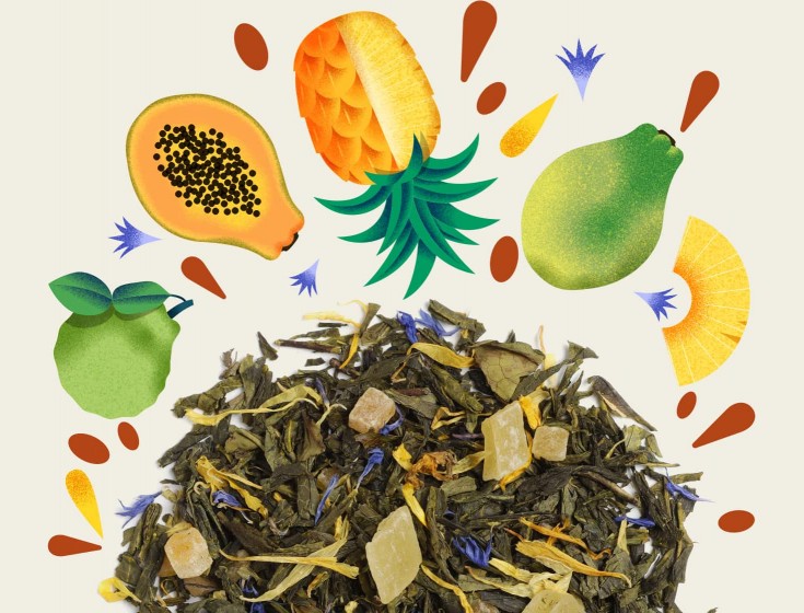 Paquet de thé vert et blanc Maison Bourgeon Secret des Anges avec un mélange de thé vert et blanc, fruits exotiques, bergamote et fleurs de bleuet à côté.